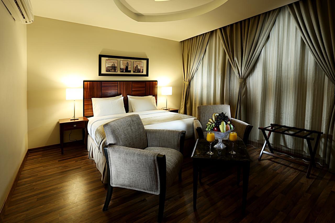 Aswar Hotel Suites Khobar Buitenkant foto